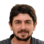 Taner Savut