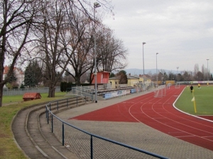 Max-Leupold-Stadion Kunstrasenplatz