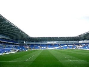 The 2018/2019 squad line up at the Cardiff City FC Team Group