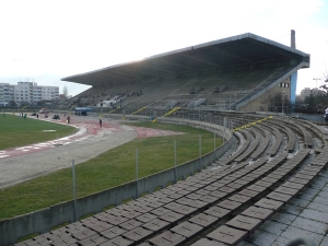 Stadion Akademik (Festivalna), Sofia