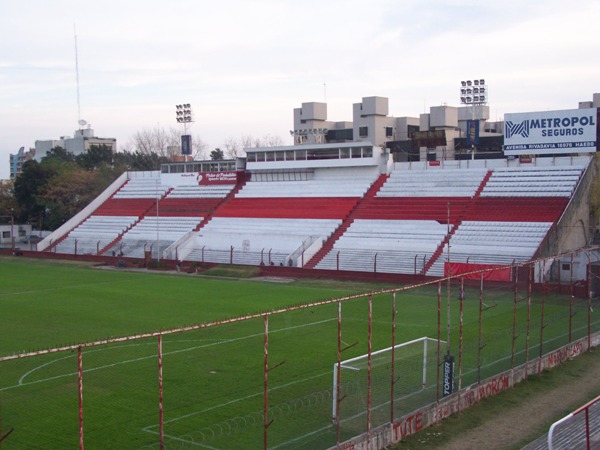 Estadio Francisco Urbano, Morón, Provincia de Buenos Aires