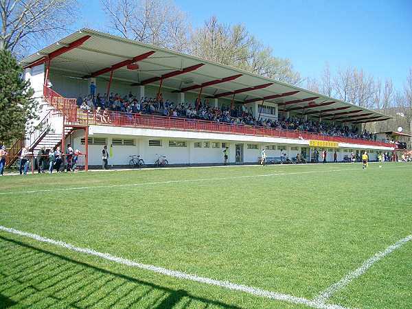 Stadion FC Elseremo Brumov, Brumov-Bylnice