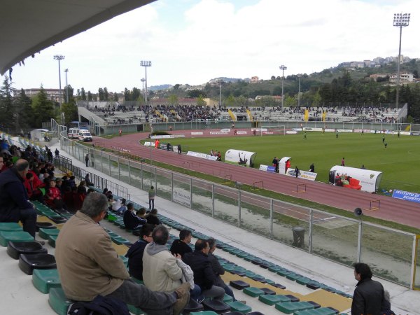 Stadio Guido Angelini, Chieti