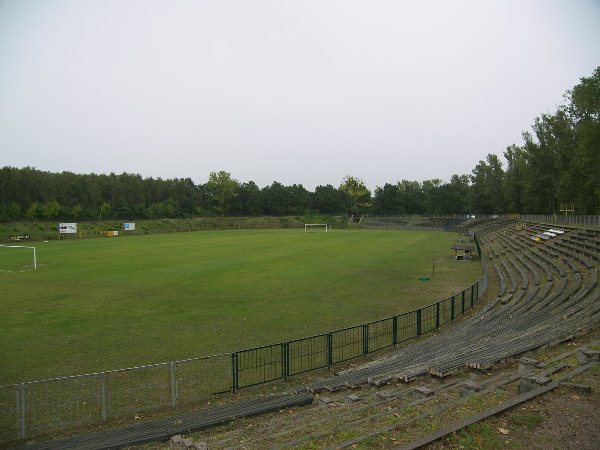 Stadion Hutnik, Warszawa