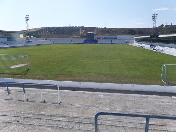 Estadio Municipal de Linarejos, Linares