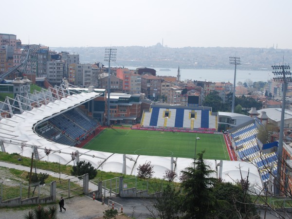 Recep Tayyip Erdoğan Stadyumu, İstanbul