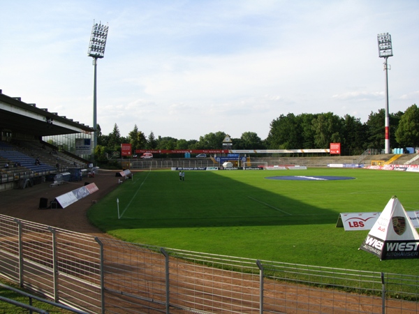 Merck-Stadion am Böllenfalltor, Darmstadt
