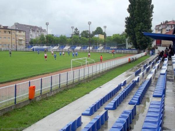 Stadion FK Radnički - Stadion in Sremska Mitrovica