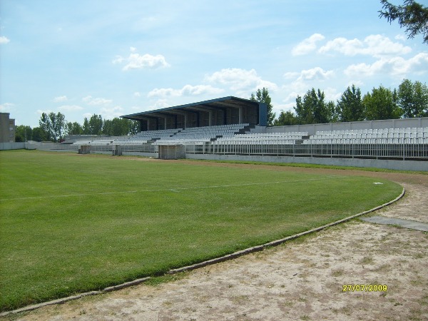 Stadion FK Radnički - Stadion in Sremska Mitrovica