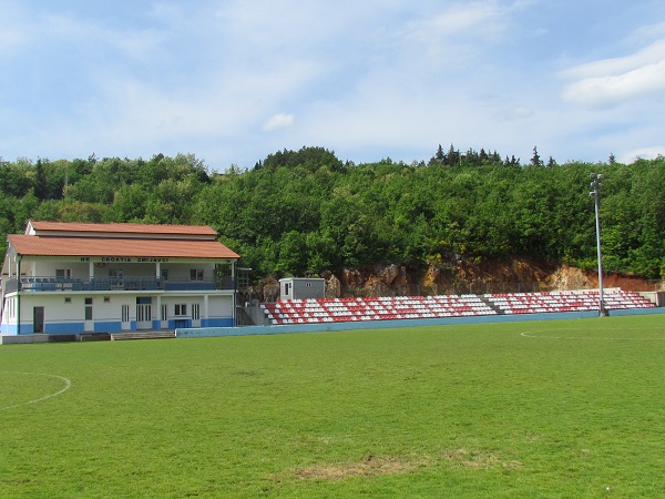 Stadion ŠRC Marijan Šuto Mrma, Zmijavci
