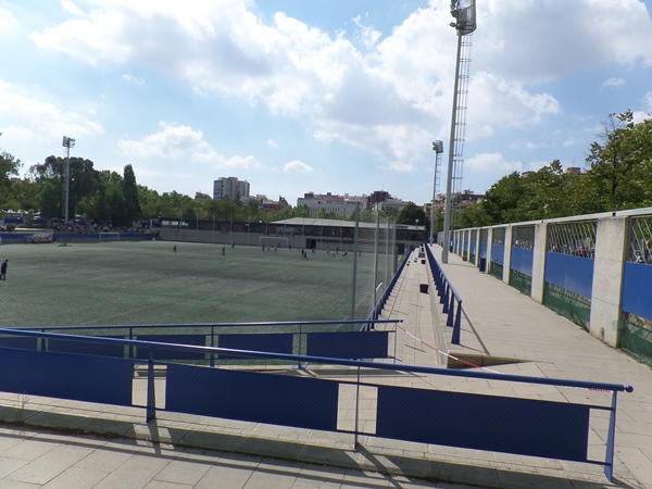 Campo Municipal de Futbol Porta (Can Dragó), Barcelona