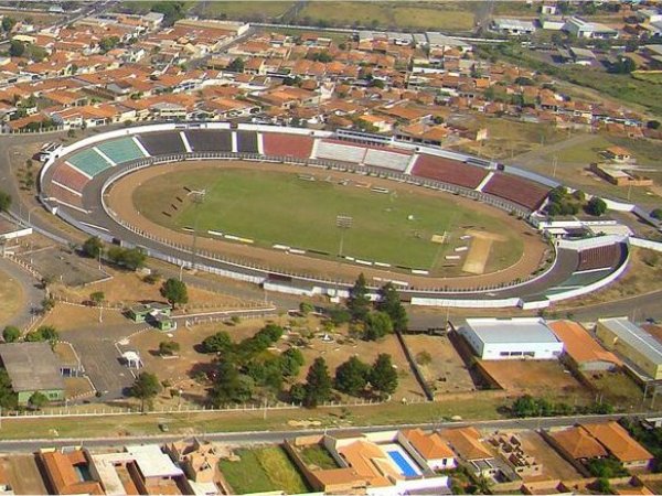 Estádio Municipal Adail Nunes da Silva, Taquaritinga, São Paulo