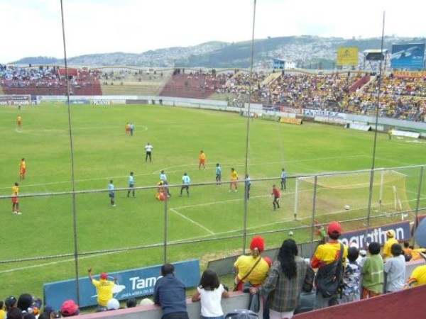Estadio Cooprogreso Gonzalo Pozo Ripalda, Quito