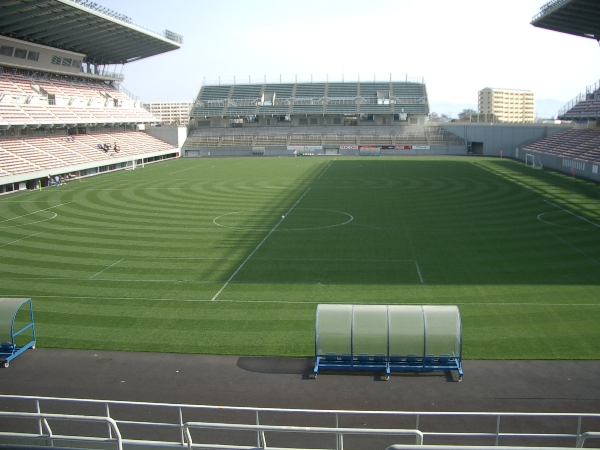 Ekimae Real Estate Stadium, Tosu