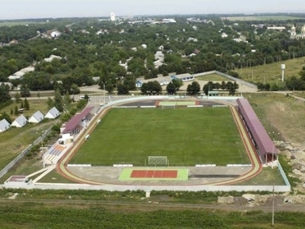 Stadion Fakel, Ryzdvyanyj