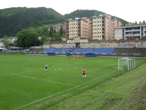 Gradski Stadion, Zvornik