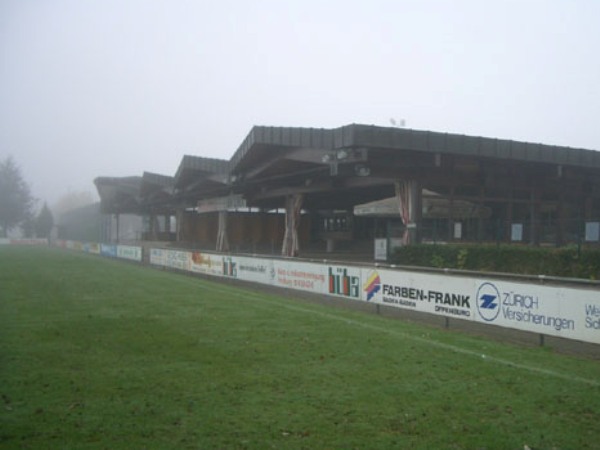Hans-Weber Stadion, Rheinau