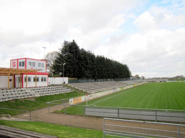 Ernst-Wagener-Stadion, Steinburg