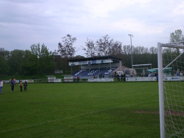 Stadion an der Kirschenallee, Römerberg