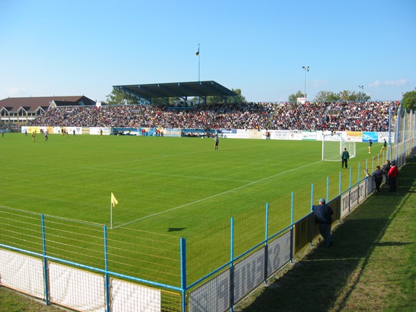 Perutz-stadion, Pápa