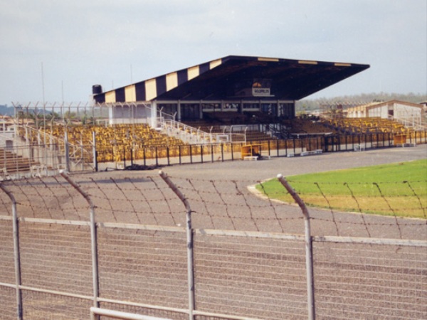 Len Clay Stadium, Obuasi