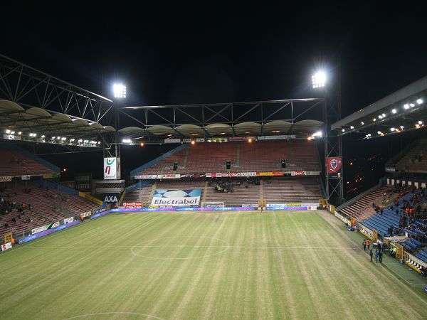 Stade du Pays de Charleroi, Charleroi