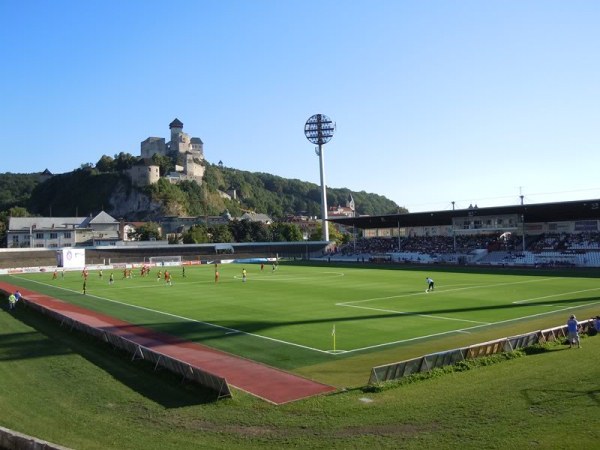 Mestský futbalový štadión Na Sihoti, Trenčín