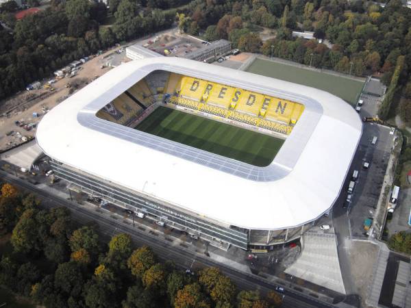 Rudolf-Harbig-Stadion, Dresden