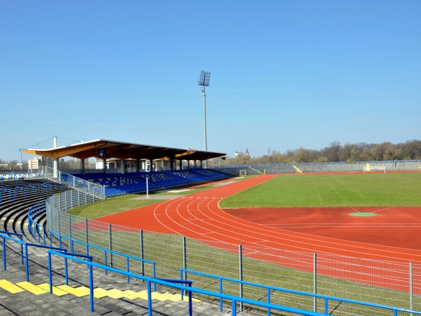 Paul-Greifzu-Stadion, Dessau